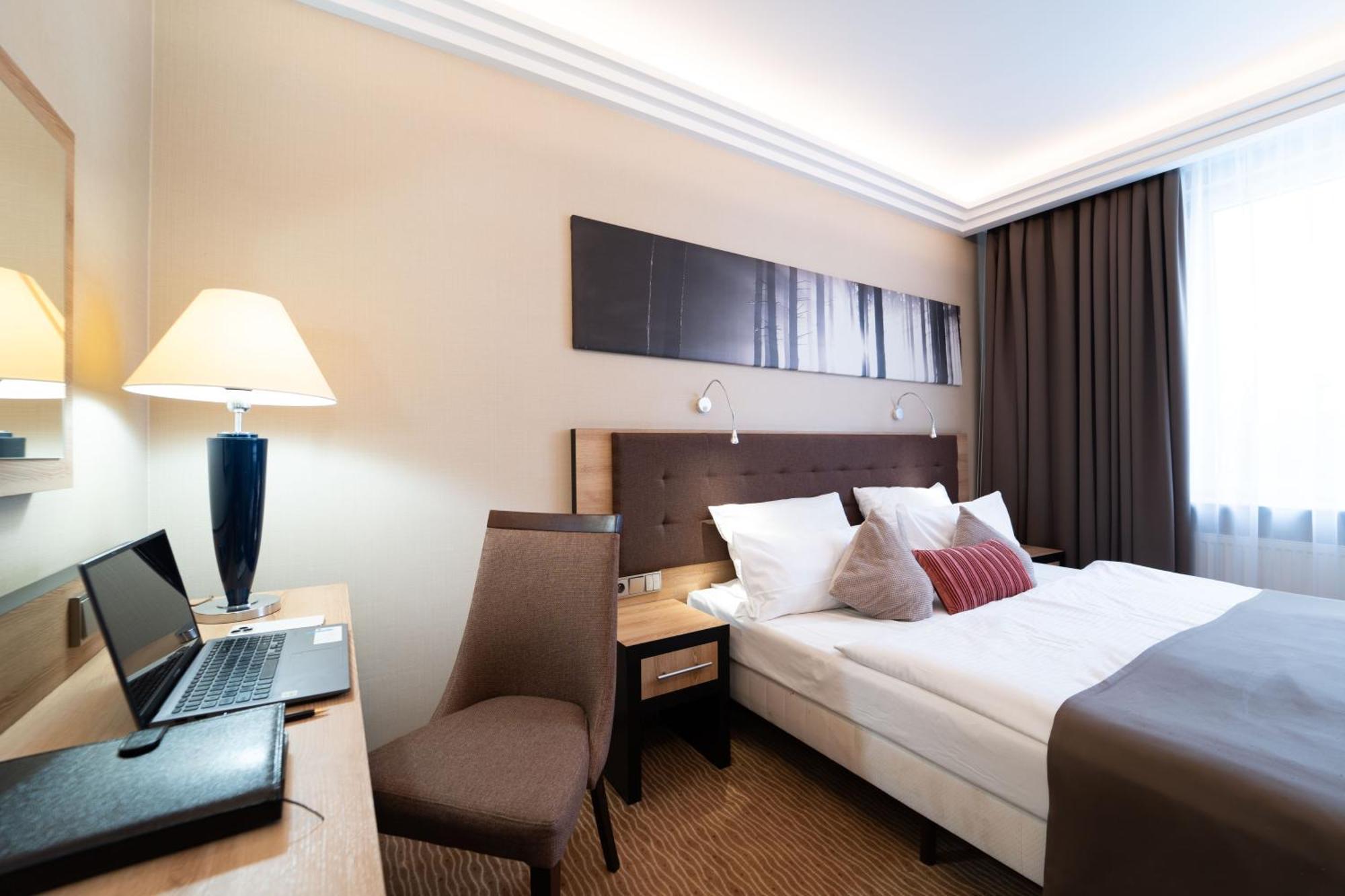 Hotel Festival オポーレ エクステリア 写真